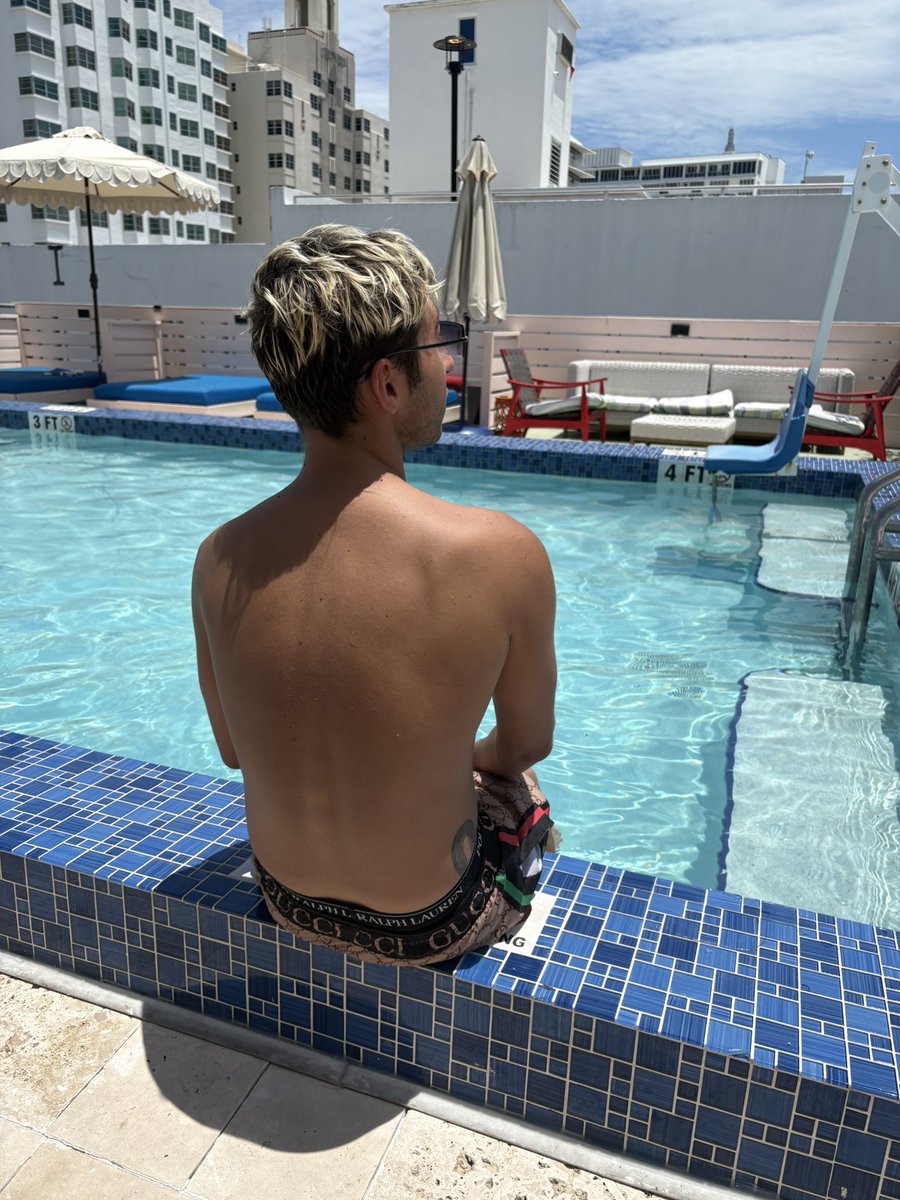 veyonlux's tweet photo. 🌊🌊 https://t.co/enjZ8EIPaL