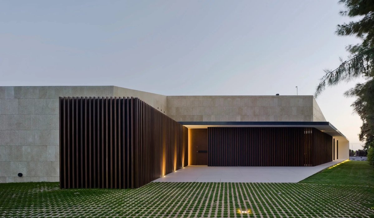 archinect's tweet photo. SingleFamily House in Valverde by ARN / Arquitectos 📸 David Frutos #ArchinectProjects
 
Project details at https://t.co/i0Yb2oKMHy https://t.co/0U3xXfG4Ct