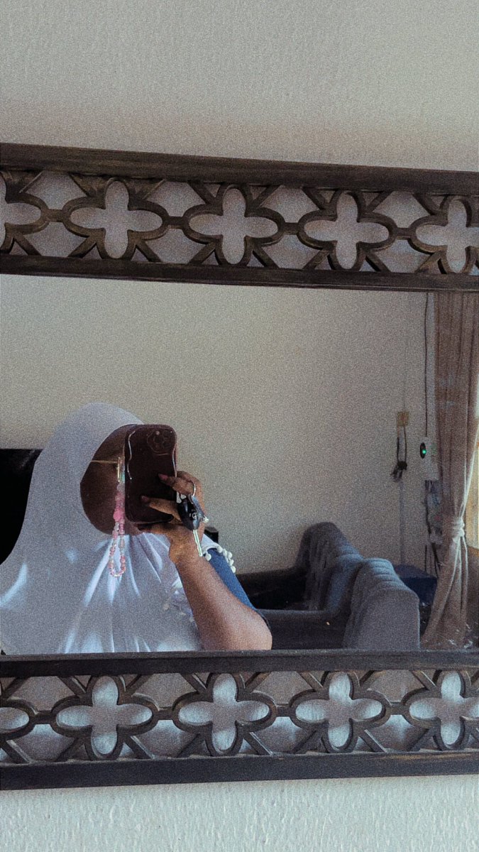 Melaninnchoco's tweet photo. May 🤍 https://t.co/eq0je8yIIF