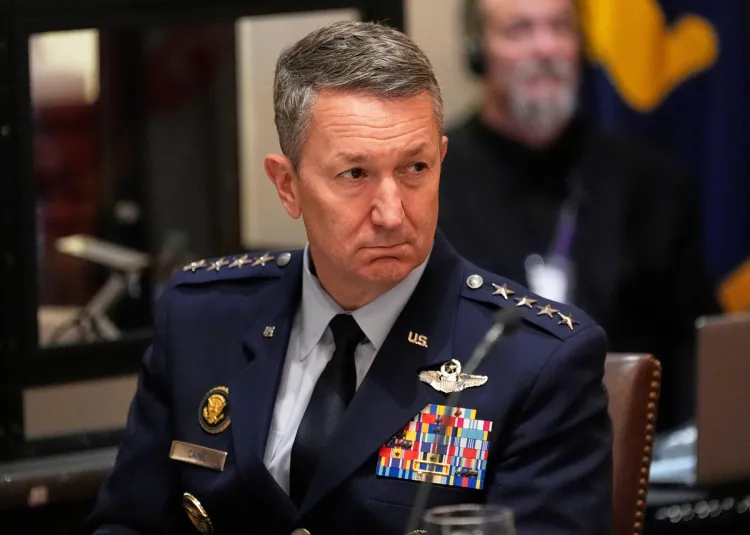 AndrewsAbreu's tweet photo. #AHORA El general John Daniel "Razin" Caine es el 22.º Presidente del Estado Mayor Conjunto de los Estados Unidos, ocupando el cargo de más alto rango en las Fuerzas Armadas. Es el principal asesor militar del Pdte Trump y del Sec de Guerra

Hoy se encuentra en Venezuela.! https://t.co/l6DbpTrq2X