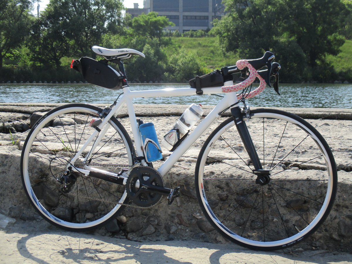 EsterGT3_Jade's tweet photo. そういえば、新品購入したTNI7005MK2は愛媛の自転車屋さんに下ごしらえ（タッピングやフェイスカット）して発送してもらいましたね。今思えば店長のお名前が三好さんって、THE四国の人って感じですね… https://t.co/i9JvEIM7ko