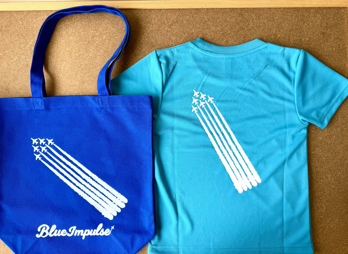 RUNWAY15END's tweet photo. BlueCanvas様からトートバッグとキッズTシャツが入荷いたしました(^^)
Tシャツは120〜150サイズまでございます😌
トートバッグは容量も十分でお仕事等にもご使用になれます😊
店頭にて販売しておりますので、ご来店の際は是非ご覧ください。 https://t.co/McMTQv0uJw