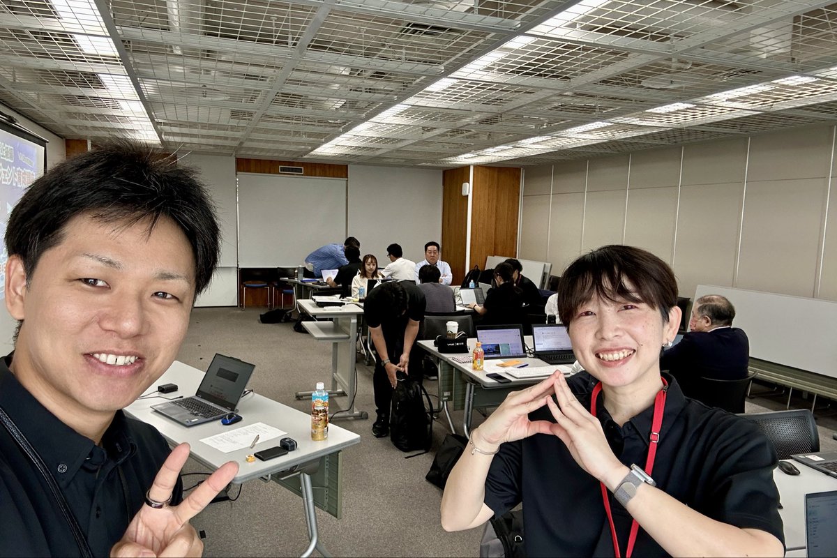 tsyn18's tweet photo. 本日は、3月から全身全霊で準備してきたAIキャンプ上級編「AIエージェント育成講座」です！満員御礼の大盛況！

「エージェントに仕事のやり方を教え、データを与えて育てる」…これこそが、今企業が最も力を入れるべき最重要項目。1日で徹底ハンズオンします！

ハードな1日が始まる…
やるぞー！！ https://t.co/8LcuBm7yji