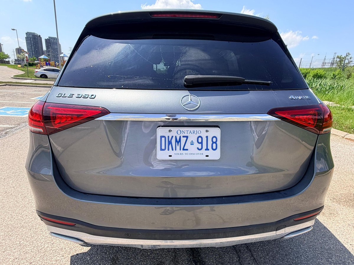 Korewealth's tweet photo. Mercedes Benz GLE350 4Matic
2020
•
Engine: 2.0L Turbocharged Inline-4
HP: 255 hp
Torque: 273 lb-ft
Transmission: 9-Speed Automatic
Drivetrain: 4MATIC AWD
0–100 km/h: Approx. 7 seconds

Interior: Premium luxury cabin with MBUX infotainment

 #GLE3504MATIC #MercedesGLE #LuxurySUV https://t.co/N2vRBInDrG