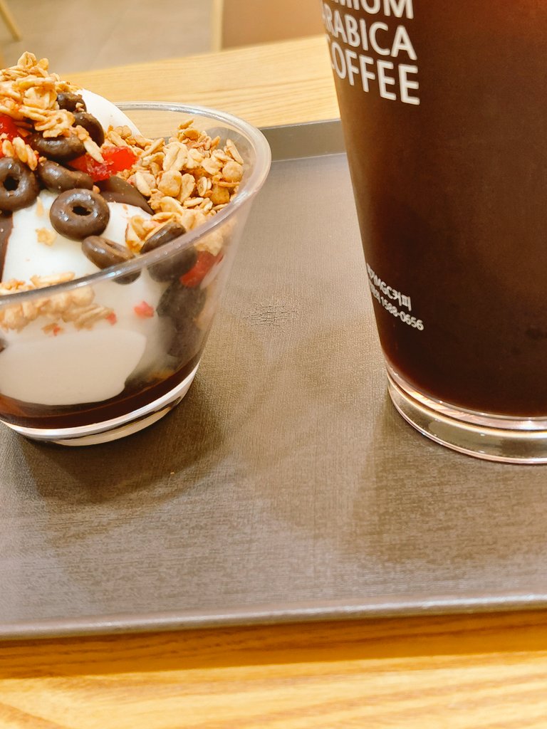 moonb_____ tweet picture