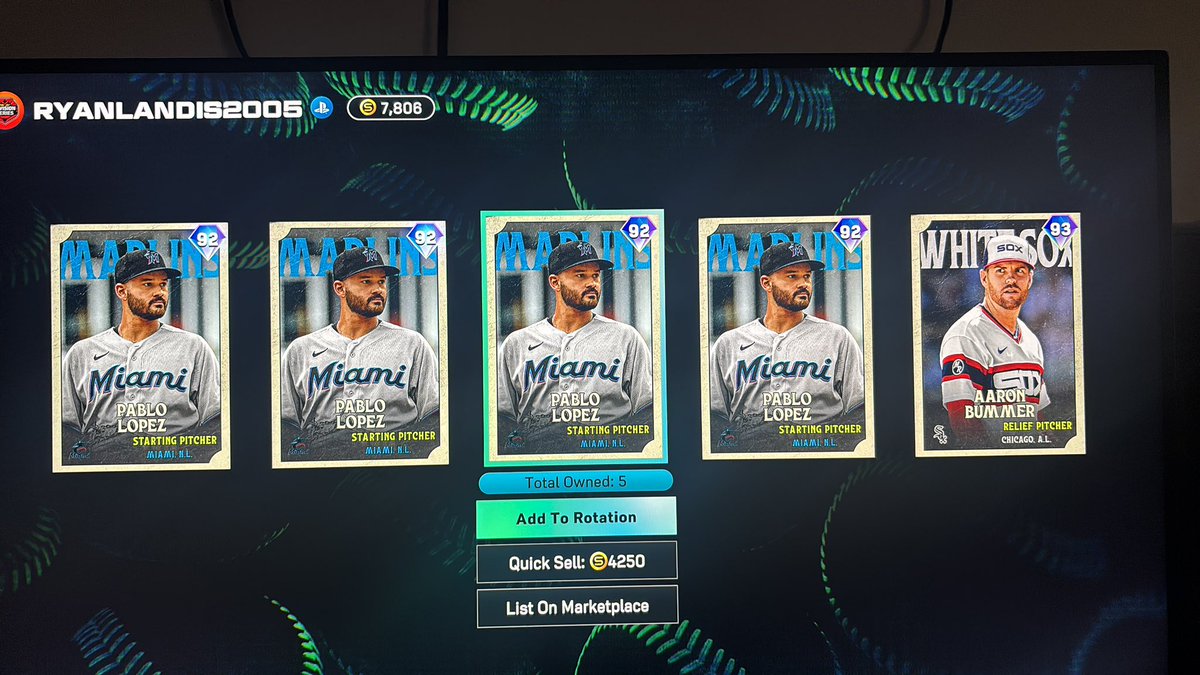ryandingers222's tweet photo. @MLBTheShow what is this https://t.co/8PWLd6qfRl