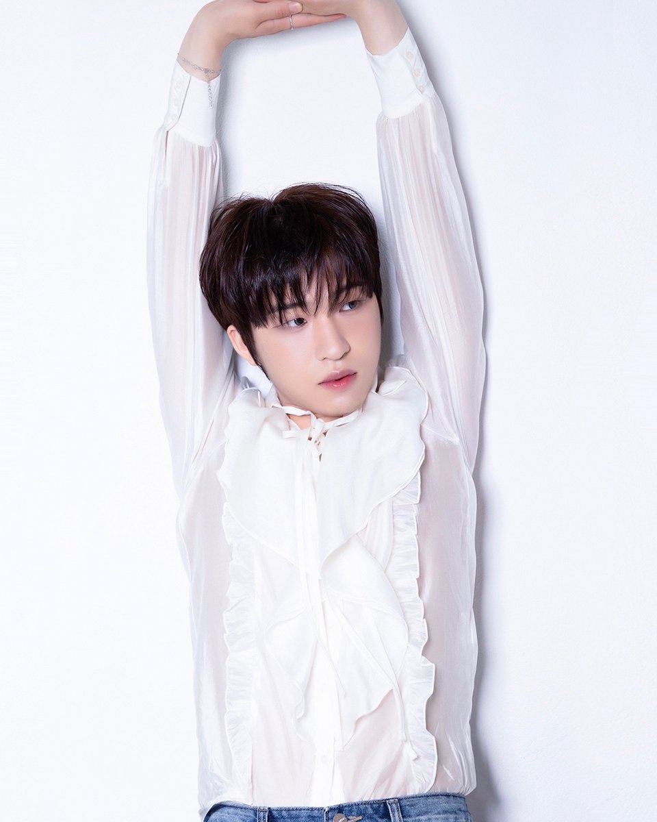 82DAYCHILD's tweet photo. DAYCHILD | 4th SINGLE ALBUM [MEMORIES] 

CONCEPT PHOTO 
#이든 #EDEN

2026.06.18 6PM (KST) 

#데이차일드 #daychild 
#MEMORIES #FOCUS 
#DAYCHILD_MEMORIES https://t.co/w8MrJ7NF8O
