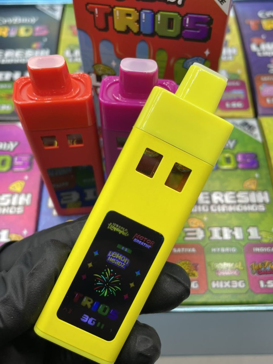 TherealplugLS's tweet photo. ⬆️ CryBaby 3g live resin + liquid diamonds disposables
Dual chamber device https://t.co/hQ4ZsAMSry