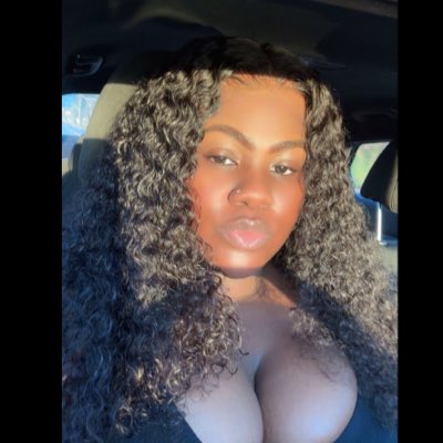 prettyassnyla's tweet photo. 💋💋 https://t.co/0J11SLuYS7