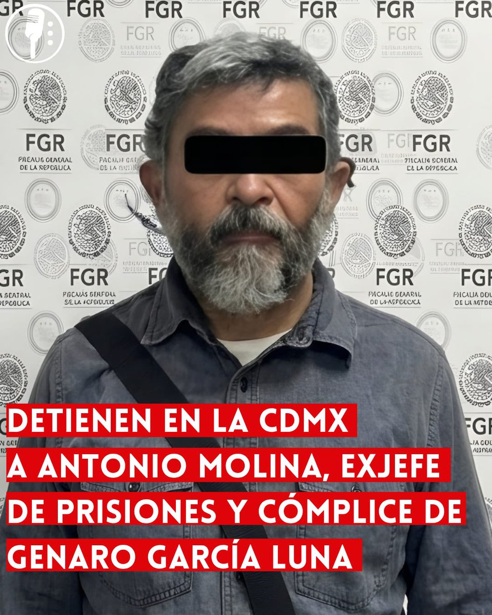ReporterosMX_'s tweet photo. ⭕ OJO | DETIENEN EN LA CDMX A ANTONIO MOLINA, EXJEFE  DE PRISIONES Y CÓMPLICE DE GENARO GARCÍA LUNA 

Detienen a Antonio Molina, exjefe de prisiones, por presunto desvío de más de 5 mil millones de pesos. Su arresto revela conexiones con una red delictiva de alto nivel en el país. https://t.co/XraCFn3cXh