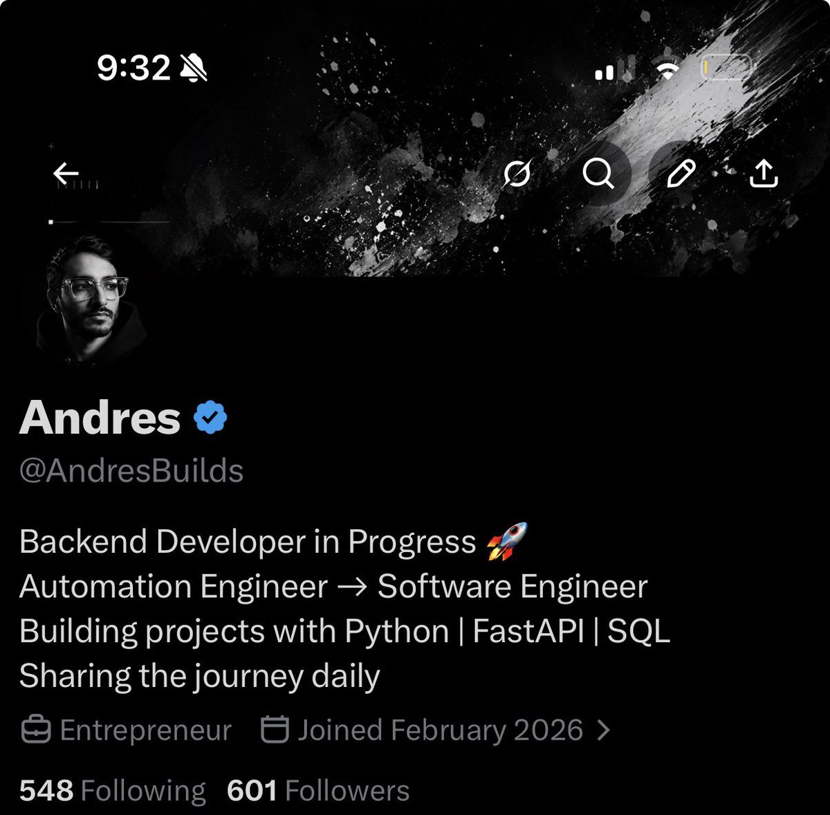 AndresBuilds's tweet photo. 600 followers in 30 days. 🚀

No growth hacks.
No buying followers.
No going viral.

Just building in public.

I shared what I was learning, what I was building, what broke, and what I fixed.

The biggest lesson?

People don’t follow perfection.
They follow progress.

If you’re a builder or founder, start posting. Your next opportunity is probably one post away.

Road to 1,000. 🔥