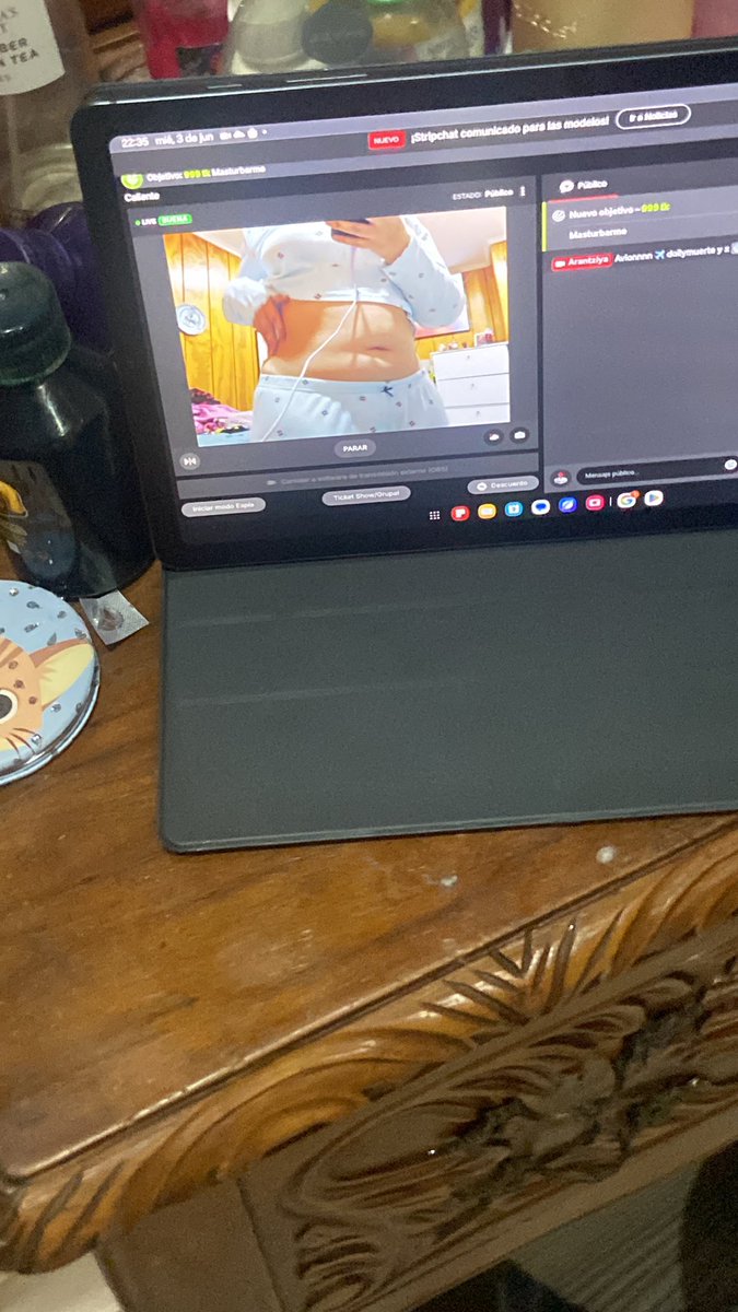 Lilyblspu's tweet photo. ya en streammm https://t.co/JqQ6Yh7KOQ https://t.co/efZIjoeYqN