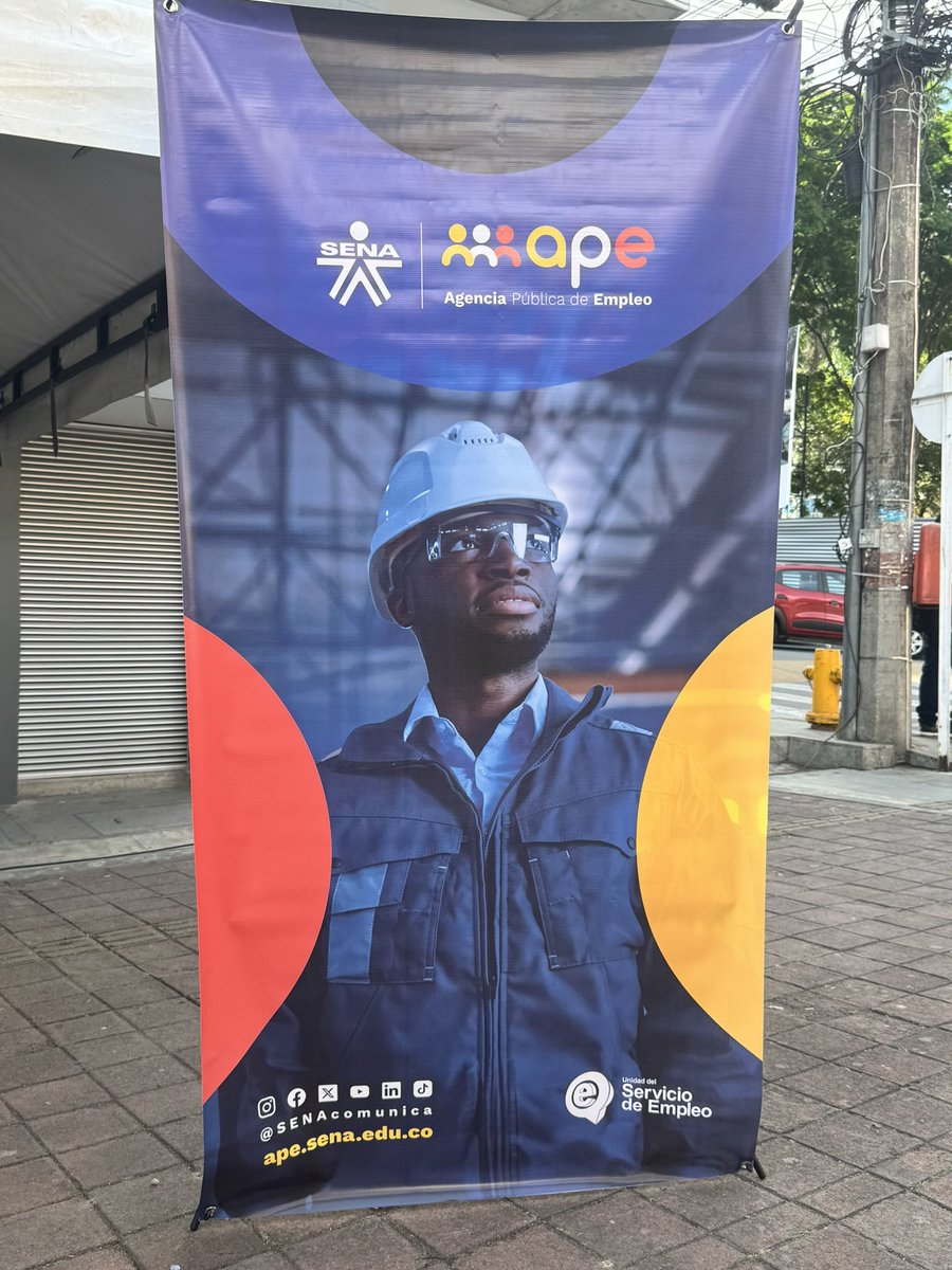 reysbs_c28's tweet photo. Con alegría y entusiasmo #SomosSENA desde el parque de Barbosa Antioquia, con toda nuestra oferta de empleabilidad APE. Jornada de orientación ocupacional y acceso a ofertas laborales en el norte. https://t.co/NIxFPBZyS4