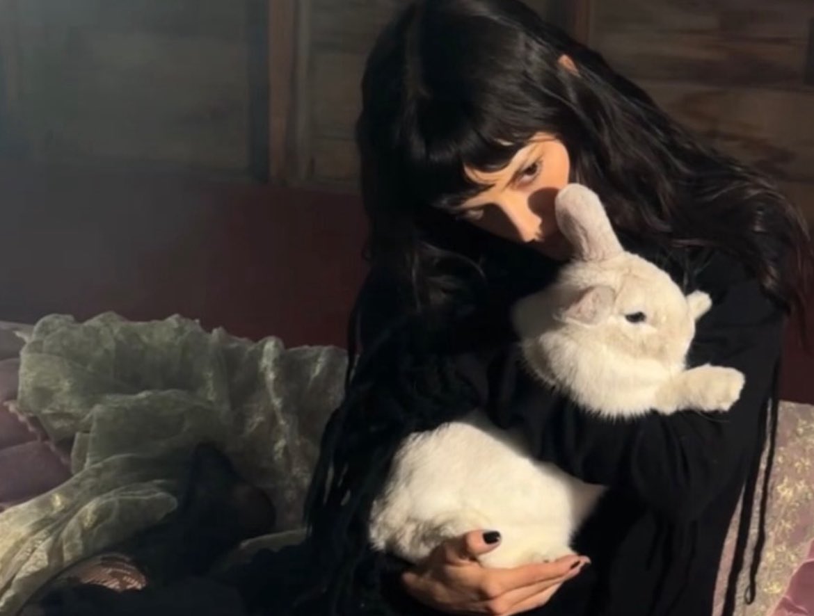 notforradios's tweet photo. oh i love her so much https://t.co/1QQPbDCJBT