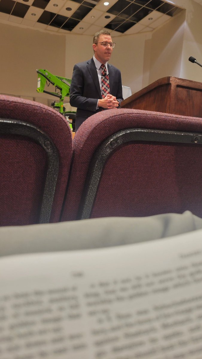 ABTimothyAuthor's tweet photo. Did you go to church today? https://t.co/BmkMNMLtNI