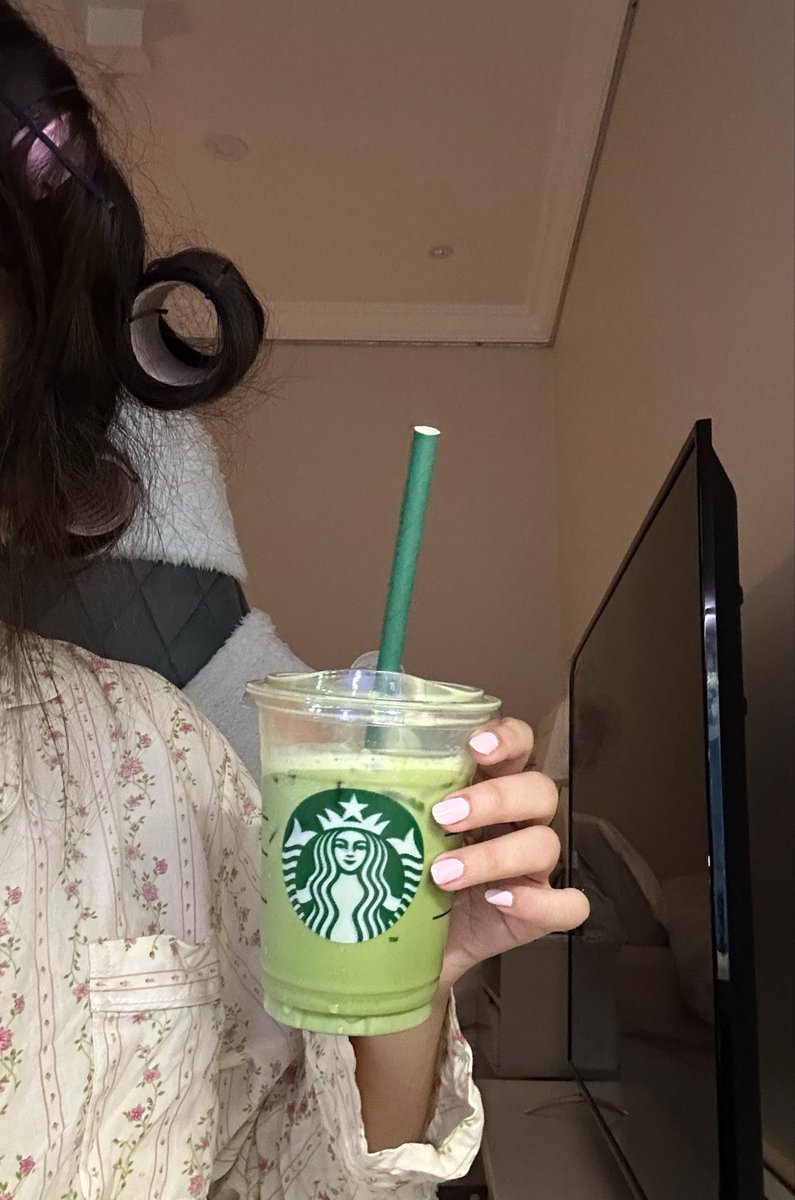 wiiol4's tweet photo. Finals weeks https://t.co/SpWAMhl6Kz