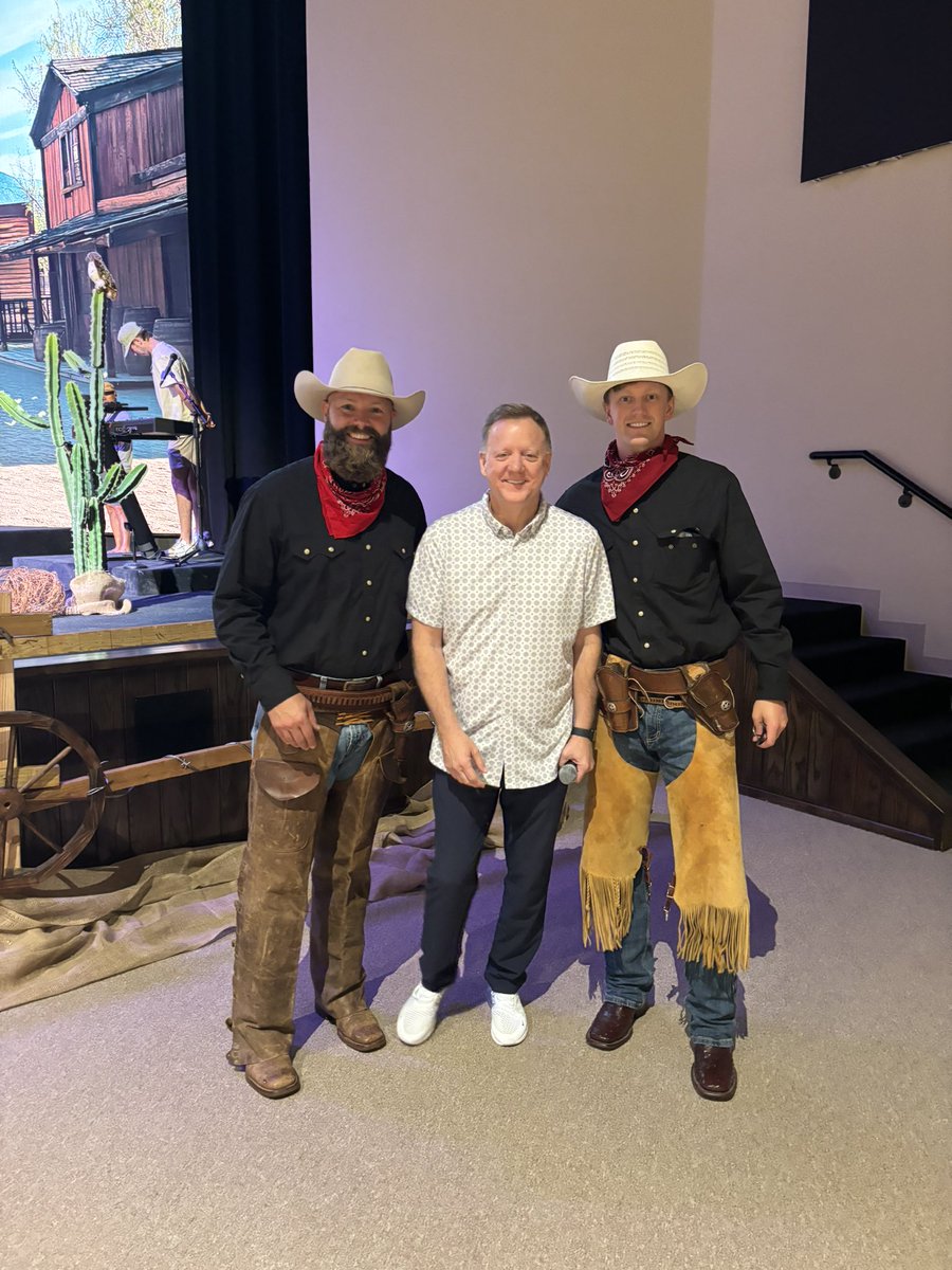ClarkBosher's tweet photo. Awesome night at VBS!
953 in attendance!
71 Saved for the week!
So grateful for our servant leaders!!
So grateful for the parents and kids!!
So grateful for Caleb and all his team!!
So grateful Brett and Matthew!
So grateful for my staff!!
To God be the glory!! https://t.co/SKyUHUQiWl