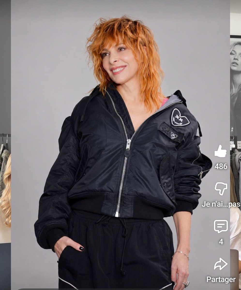 benoitxdim's tweet photo. 😌😍 #mylenefarmer https://t.co/2nO7IvevcD