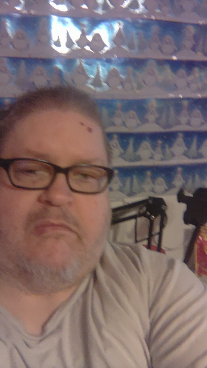 lostin_hell's tweet photo. Relaxing https://t.co/oifpOWcM9U
