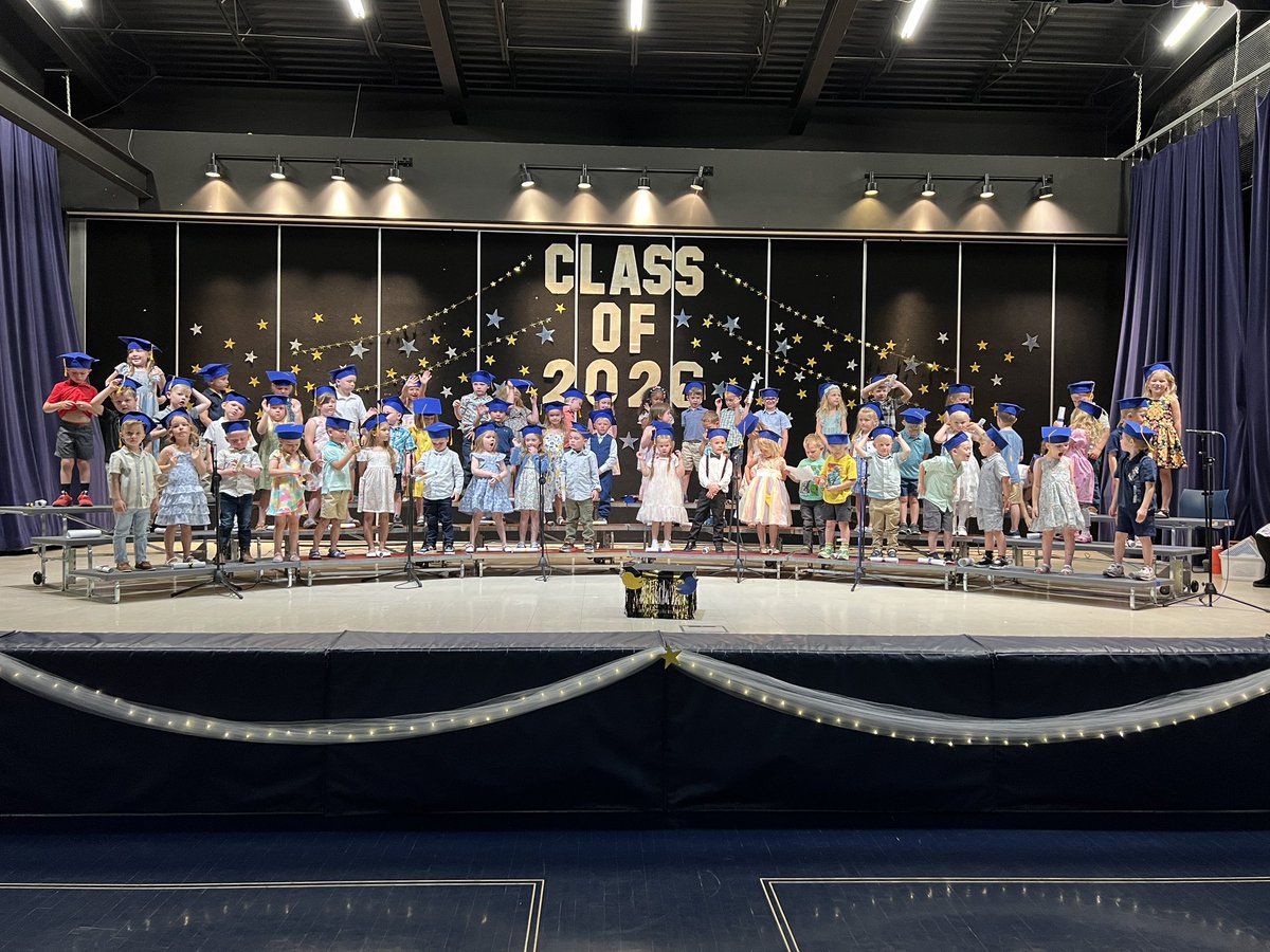 HortonKandi's tweet photo. From future engineers and scientists to race car drivers, trapeze artists, mermaids, rainbow flower growers, and even Lamborghini-driving YouTubers, our 4K graduates are dreaming BIG! 🌟 Today we celebrate these Future 4K Dreams and all the possibilities ahead! #wcsFlight https://t.co/qhjxvccZDL