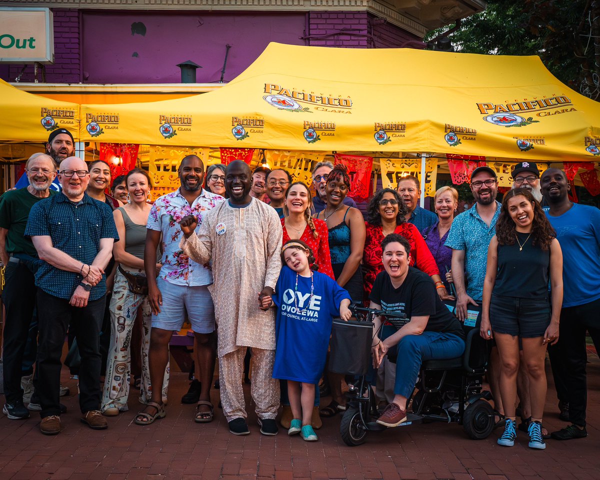 repoyedc's tweet photo. I was proud to join immigrants and first-generation Washingtonians to discuss what makes DC home.

The District is stronger because of the people and communities who call it home. As your Councilmember, I’ll fight to keep DC affordable, safe, and welcoming for everyone.

#Oye4DC https://t.co/cykNpZSvN0