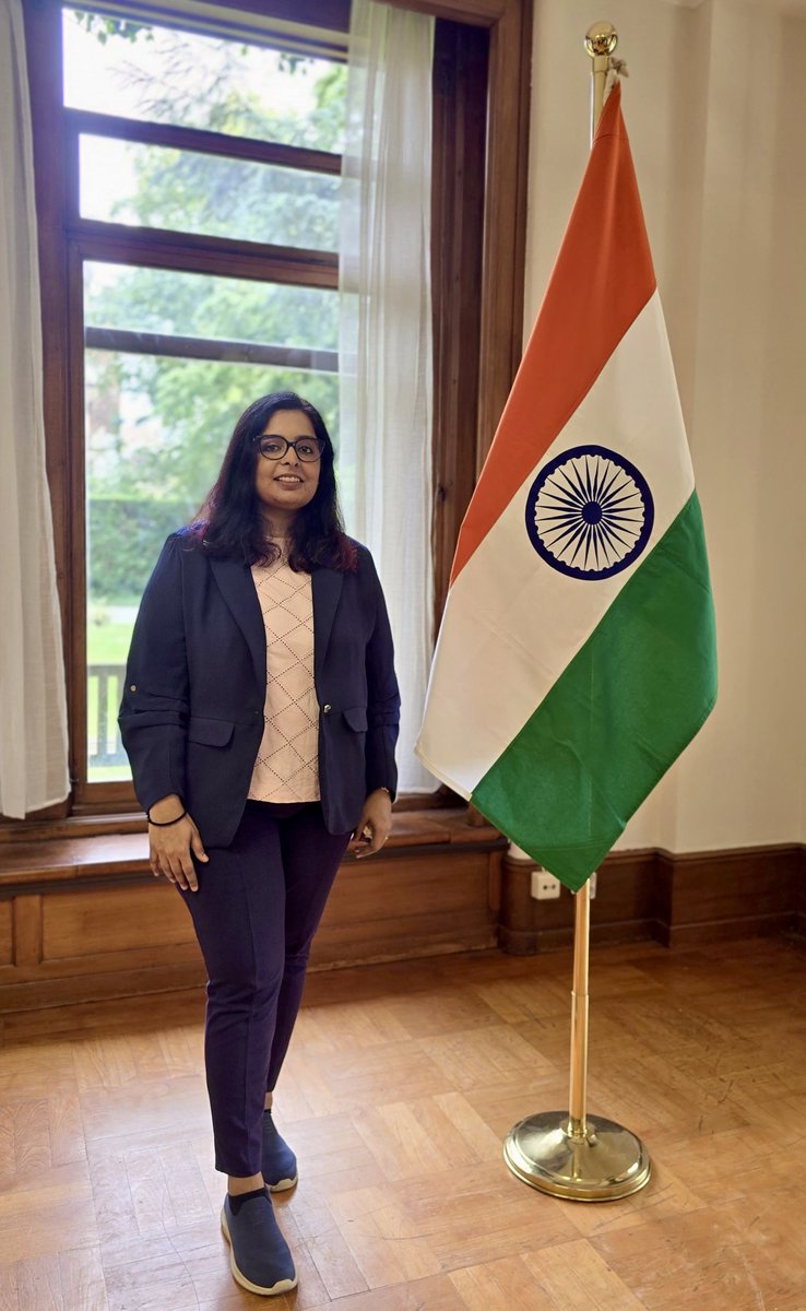GreenvironmentI's tweet photo. 🇮🇳🇧🇪 #Pallavi represented @GreenvironmentI at the India–Belgium DeepTech Delegation in Brussels, even meeting Ambassador Shri Pranay Verma! @IndEmbassyBru 
Great insights on AI, sustainability &amp; smart water. 💧
Thank you @hubbrussels! 🙌
#DeepTech #IndiaBelgium #Greenvironment https://t.co/9s7DT2oYwx