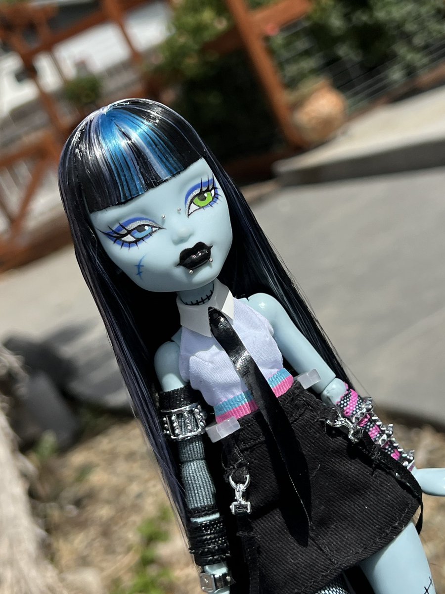 frankiefusionz's tweet photo. Stitched in Style 🖤⛓️ https://t.co/4OCgbaeE1Q