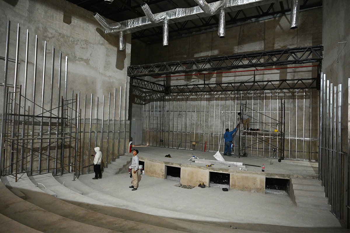 ZamoraJulio's tweet photo. Junto a la comunidad artística, recorrimos el avance de la obra del futuro #TeatroMunicipal de Don Torcuato. ¡Muchas gracias por su visita!

#TigreEsMiVida https://t.co/EGMbmLMkWD