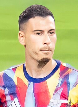 ArsenalNews_Hub's tweet photo. ❤️🤍 Gabriel Martinelli:

🗣️ “I’ve been here for a long time, and ever since I arrived, I dreamed of winning trophies with Arsenal.

To finally achieve that is an incredible feeling and one I will never forget.

This club means so much to me. Arsenal is in my heart and always will be.

No matter what happens in the future, I will always be grateful for the love, support and memories this club has given me.

Thank you to my teammates, the staff and, most importantly, the fans who have been with us every step of the way.

Arsenal will always have a special place in my heart.” ❤️