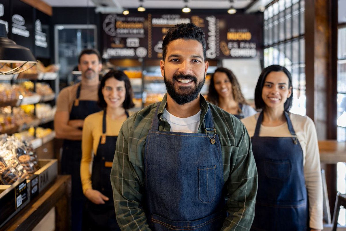 RichmondEDO's tweet photo. Have a business idea? The Province of B.C.’s Business Plan guide offers free templates, forecasting tools, and resources to help turn your vision into reality.

Start planning today and explore the tools online. https://t.co/W9zpRPug4L https://t.co/r2aySCEBZR