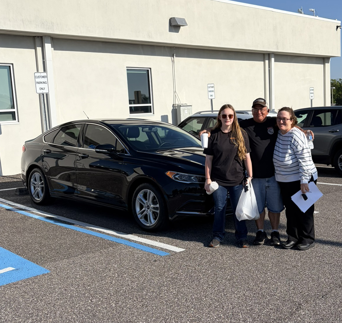 LkldAutomall's tweet photo. A good referral can point you in the right direction and Zachary Boles sent Levi Curtis to #LakelandAutomall for a reason. Salesperson #TreyPeterson helped him find the #FordFusion and made the visit worth the trip. #ThankYou Levi, we're here for you! https://t.co/aNIAhQj8Xh