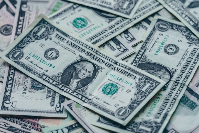 NetworkNews360's tweet photo. CurrencyNewsBreaks – Dollar Holds Near Multi-Week Range as Markets Monitor U.S.-Iran Negotiations https://t.co/ma4oYzz6m8 https://t.co/z1LDHxax5Z
