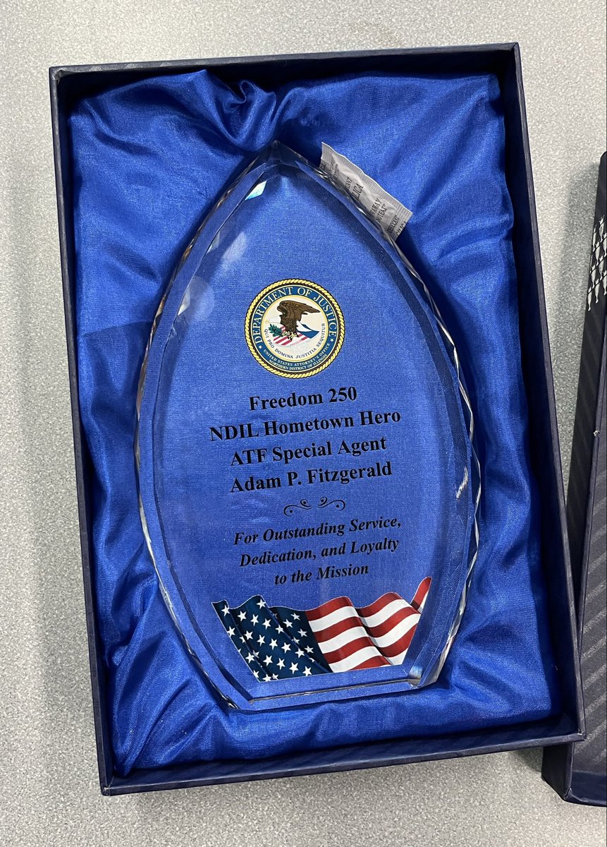 NDILnews's tweet photo. U.S. Attorney Andrew S. Boutros was honored to present the "Hometown Hero" award to ATF Chicago Field Division Special Agent Adam Fitzgerald. This award recognizes individuals whose leadership and dedication have made a tremendous impact on the community and public safety. @ATF_Chicago