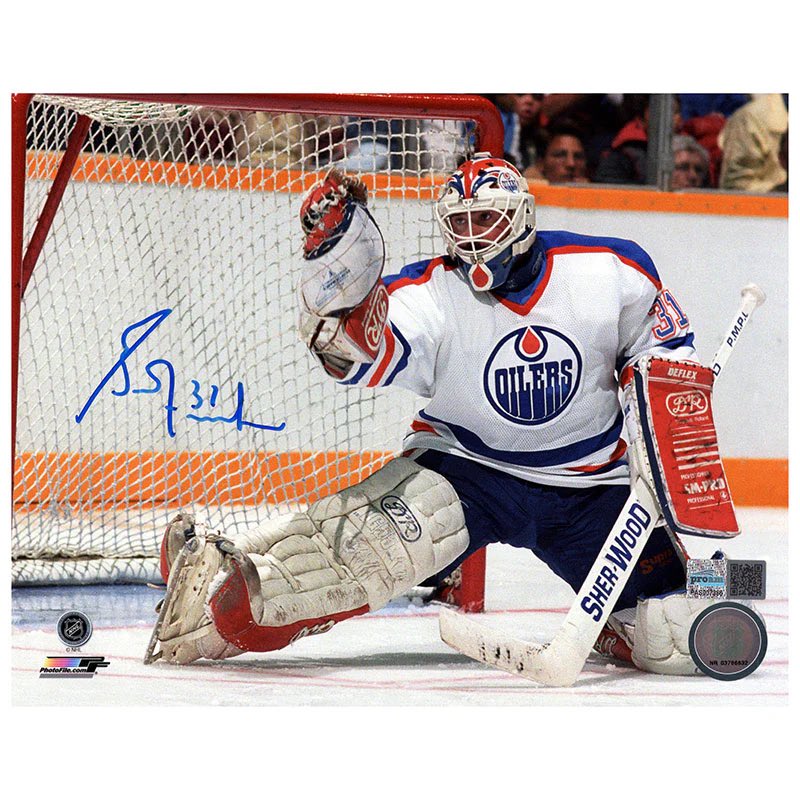 FlamesNews_com's tweet photo. @TerribleTerry83 Neither. I would go with the goalie that Wayne Gretzky called the Greatest Goalie to ever play, Grant Fuhr. https://t.co/4usQeUEHTr