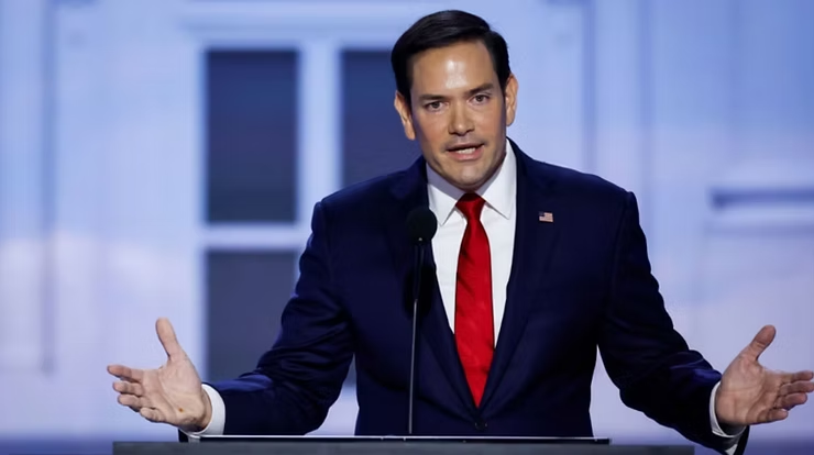Informe21's tweet photo. 🇺🇲 Marco Rubio, urgió este #3junio, justamente cuando se cumplen cinco meses de la captura de Nicolás Maduro y Cilia Flores, a establecer "lo antes posible" las condiciones para la celebración de elecciones en Venezuela. https://t.co/X0dHPxjemP

#MarcoRubio https://t.co/U3lTzv8BeT