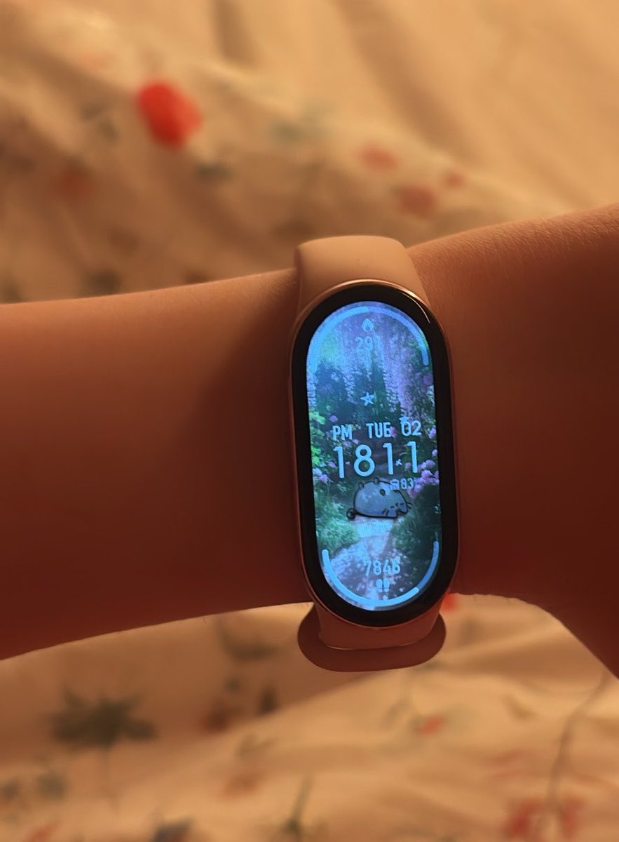 N1icoi's tweet photo. Got the Xiaomi smart band 10 to track steps and calories 💗!! #xiaomi #smartband #smartwatch #edrtwt https://t.co/O0U8Pt50q2