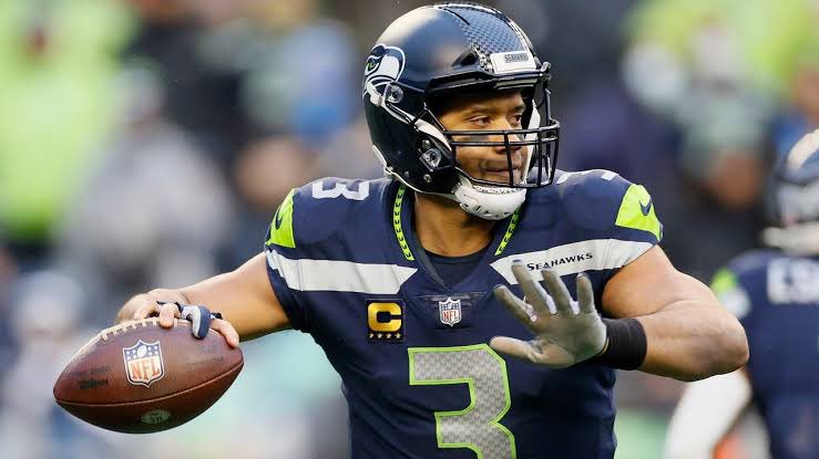 TimetoBSPodcast's tweet photo. Dear @DangeRussWilson;

Thank you. From every #Seahawks fan who watched you from the day you made your first NFL start, until the day you left Seattle. For 10 years you led some of the best years of Seahawks football in franchise history. Through the ups and downs; you were one of the few bright spots from the post Super Bowl teams. Today; you announce your retirement from the NFL after 14 years. Despite the way you left, you'll always hold a piece of our heart as Seahawks fans. You're a legend in our book and in our opinion the best quarterback in franchise history. So I salute you Russ, and from every Seahawks fan out there we say; thank you

Sincerely yours,

Daniel