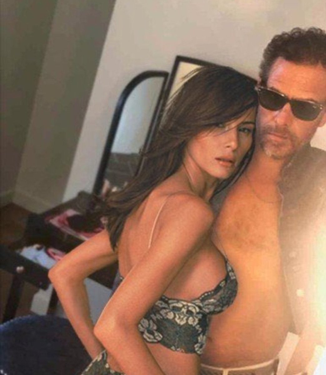 Lympne63's tweet photo. @MAGAMichelleS69 @HunterBiden Somebody's gotta look after Mrs Dementia while Donny's gone AWOL😏 https://t.co/NKrdYNj3PX