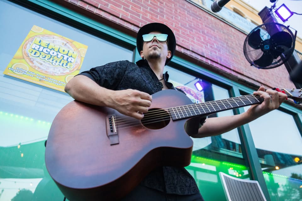 KickapooShawnee's tweet photo. After tonight, we're one step closer to the weekend! 📅
We've got Live Music! 🎶 Tyler Lee is coming to play on Friday! 🎸 #Friday #LiveMusic #Fun https://t.co/TkuOF5brMP