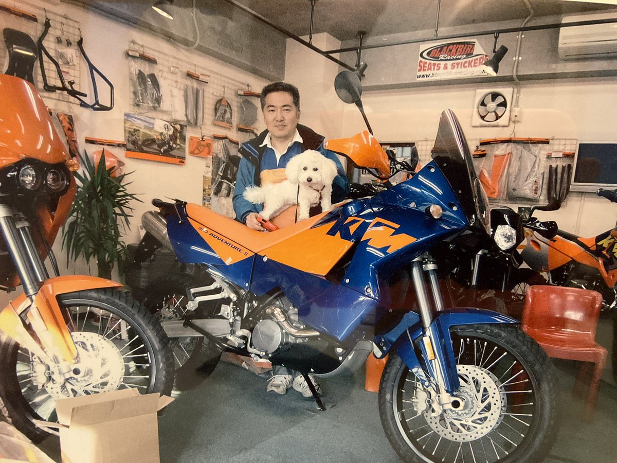 KTM819O4's tweet photo. #640Adventure #950AdventureS #Snow 
640Adventureにムースタイヤを装着したものに乗った事があります
公道をちょっと走っただけですが「わりと普通に走れる」印象でした！ https://t.co/E2atQE9kOO