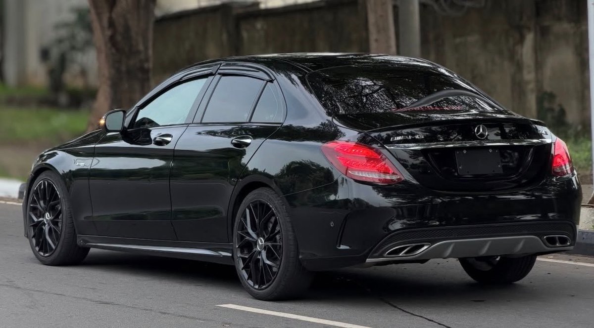 DaggashAutos's tweet photo. MERCEDES-BENZ C43 ///AMG
Foreign used 2017 Model 42k Miles 
Original duty ☑️
🏷️36m
📍Abuja https://t.co/bcRQuDJKw8