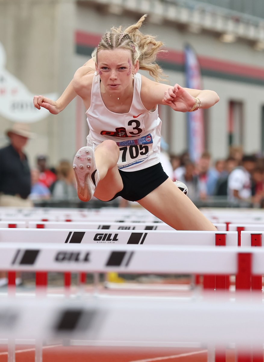 PCPrepsExtra's tweet photo. A few photos of @PCHSTrack_Field from this past weekend’s C5 state meet. Pirates ended up with 3 state medals: @CaleBuntz_07 (2nd, javelin), @Tychristopher07 (8th, 100), Christopher/@JacksonG41082 /Elijah Jackson/Cassius Guillory (6th, 4x400).
📸 @Citizen_Ross / @pHalfacre_STL https://t.co/rRQ9OlVaGJ