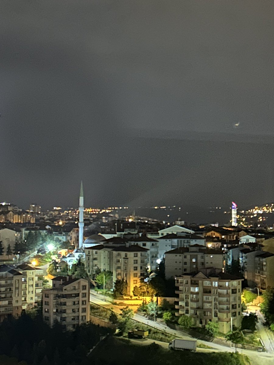 Plusproo2026's tweet photo. Yavaştan Ankaralıyız artık bir deniz Manzaram yok ama şehir  manzarası da fena değil 😁 https://t.co/iog0kMozcf