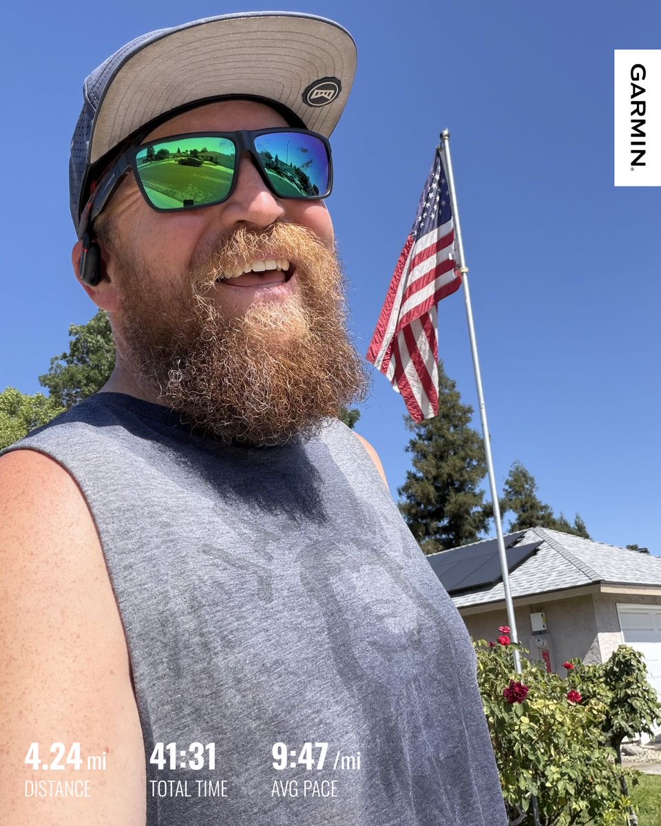 dwveatch's tweet photo. Happy Global Running Day! #getoutside #hikingtraining #pathfinderwest @Garmin @GarminOutdoor ⁦@OutdoorVitals⁩ https://t.co/cnY09errvb