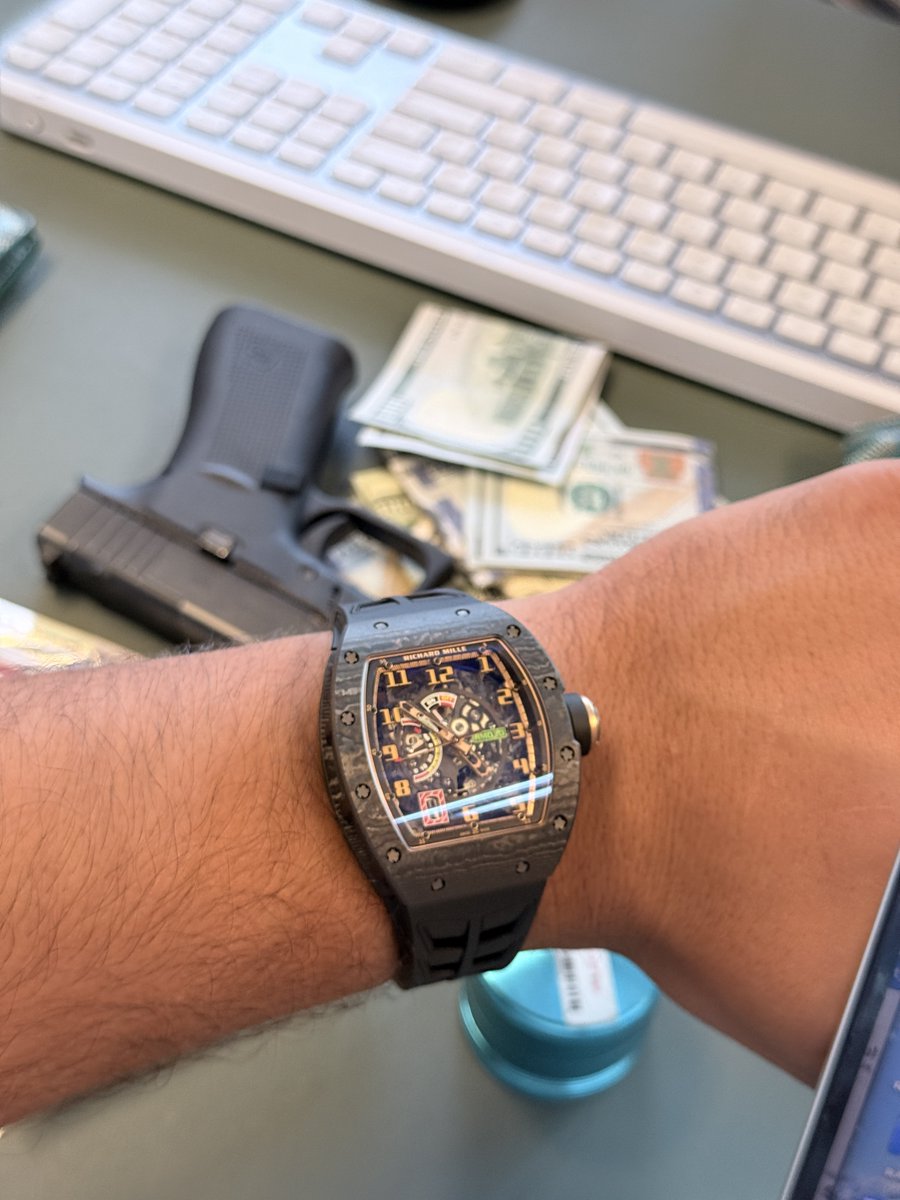 omez007's tweet photo. Thought this was cool 

real men will ignore the blue circular thing at the bottom https://t.co/cJS36jukII