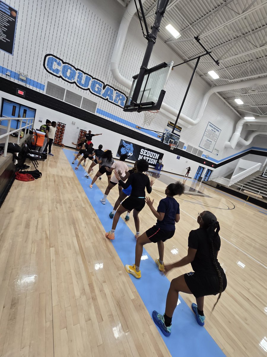 LadyCougsGBB's tweet photo. 🏀We had a great time at the first day of camp!!! Over 65 kids got better today!Day 2 tomorrow!!🏀 @SeguinBoys @ItsCoachCC @AISD_ATH @JuanSeguinHS @Seguin_cougars #SEGUINNATION #SAMEDREAM1TEAM #MENTALITY #WHOWEBESC https://t.co/zK98P3fShz