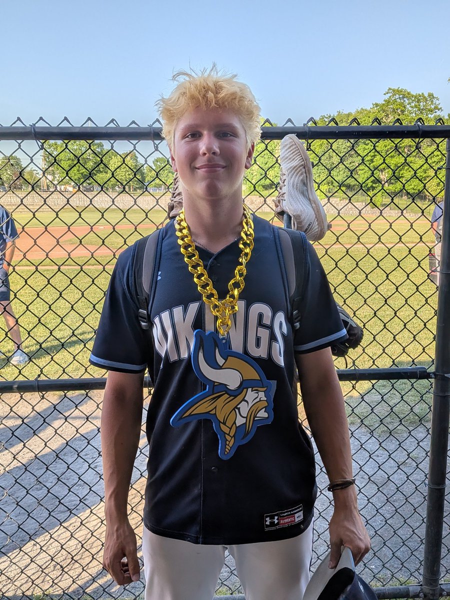 E_B_Baseball's tweet photo. Playoff Player of the Game:
Collin Meserve ('27)
CG 0R, 1H, 7K, 0BB
3/3, 2B, 3B, RBi, R https://t.co/M7w4p8IBSq