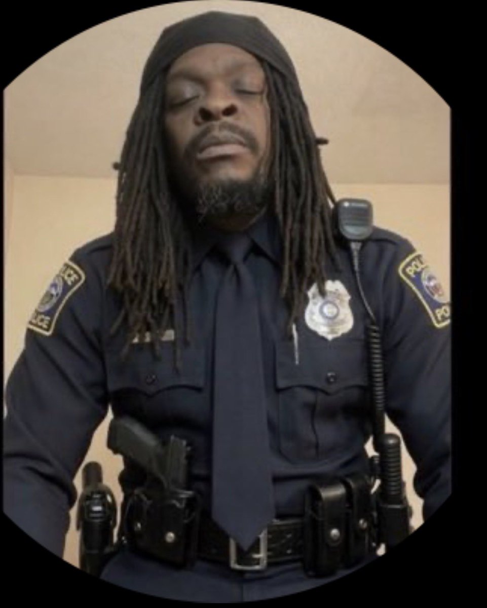 DCdude202's tweet photo. No they didn’t do my man @GlennShoultz like this 🤣 not 12 though 🤣 
#WakeNBake #RaiseHail https://t.co/hV65lEhqo2