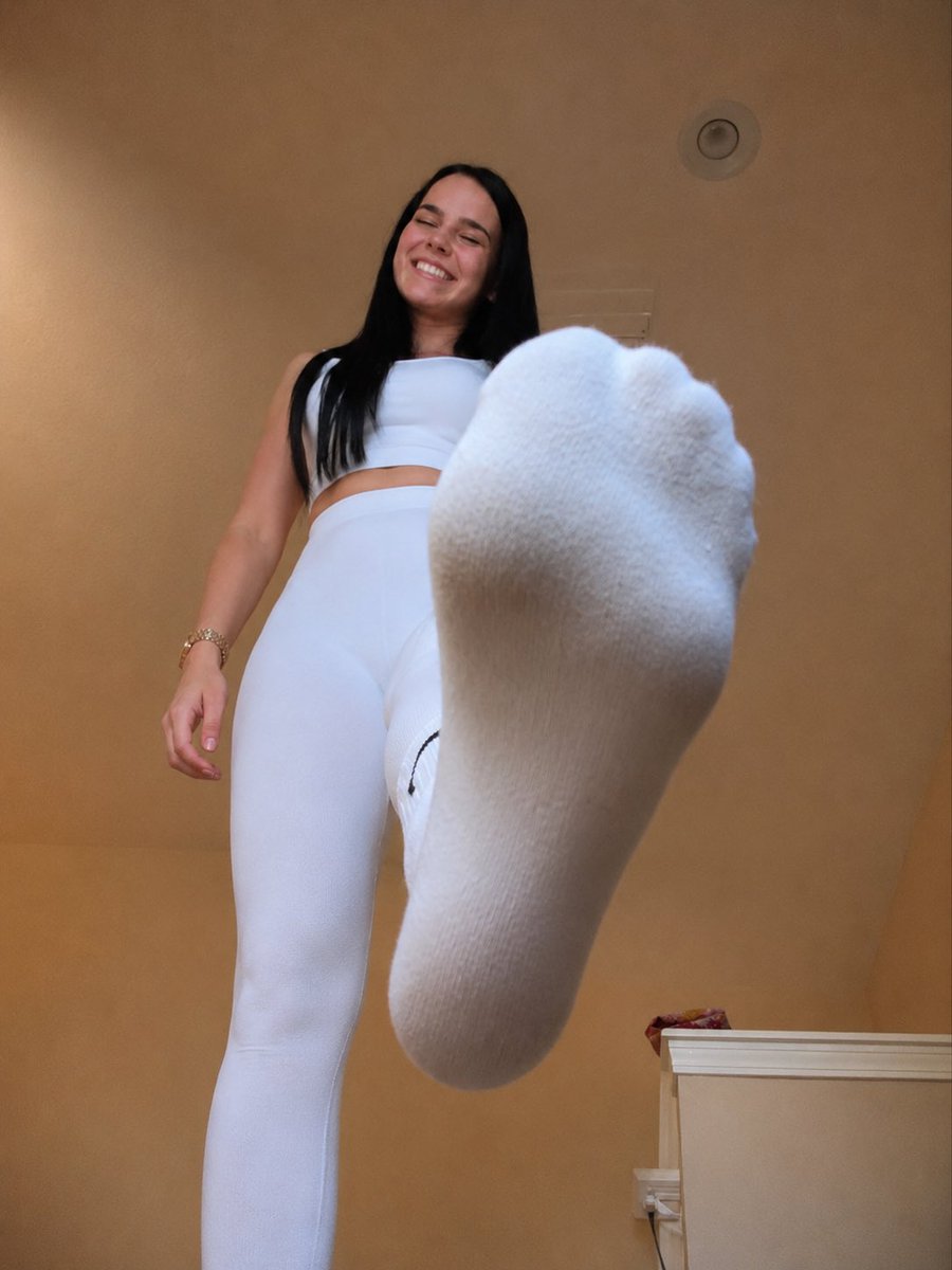NylonFeetPromo's tweet photo. #findom #feetworship #footslave #nylonworship #nylonfeet #nylonfetish #nylon #rajstopy #stopy #nylonfeetfetish #feetslave #nylontoes, #pantyhosefeetworship #pantyhose #highheels #szpilki #polskiestopy #nylonoutdoor #nylonslave #nylonlover #nylonpublic #candidnylon https://t.co/SDt37daDgs