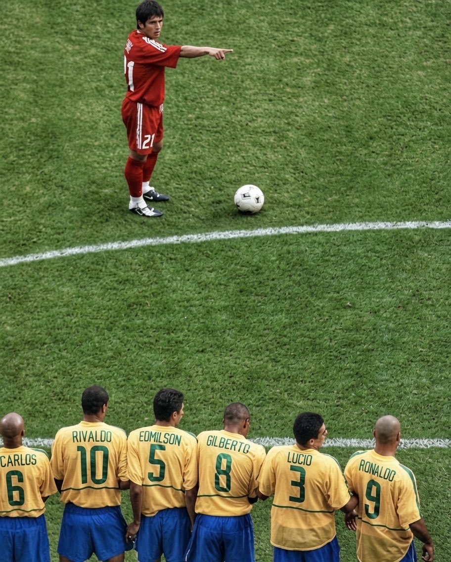 futnostalgico's tweet photo. 2002 🤩 https://t.co/kkjIaIvpiv